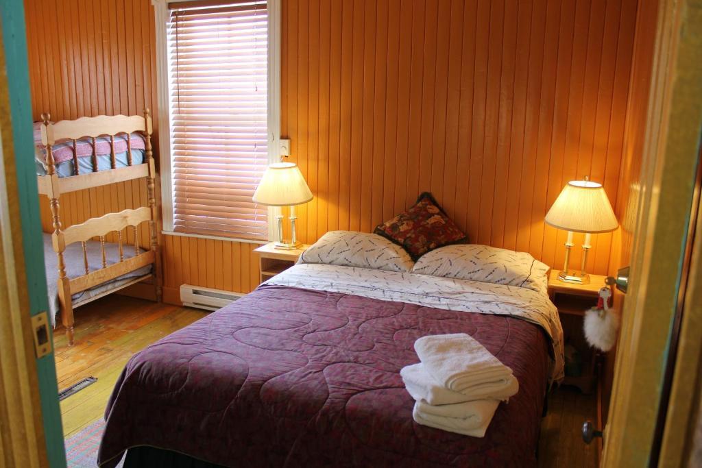 Auberge du Café chez Sam Baie-Sainte-Catherine Extérieur photo