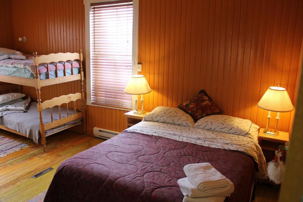 Auberge du Café chez Sam Baie-Sainte-Catherine Chambre photo